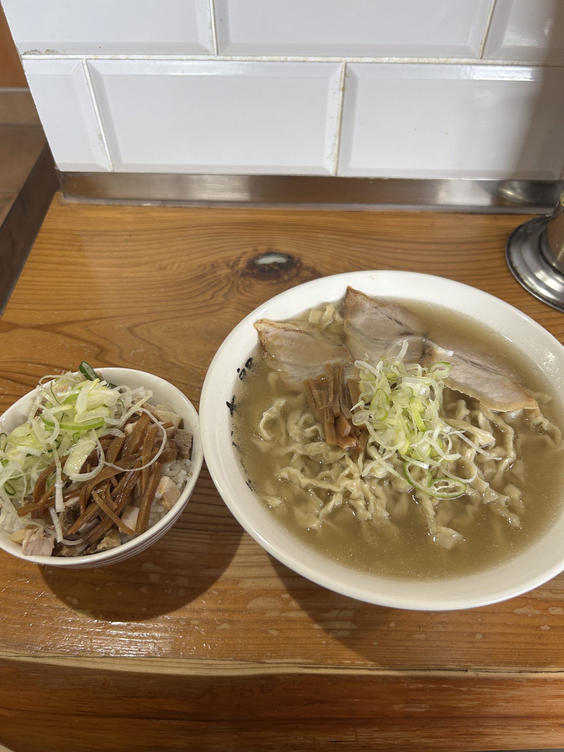美味しいご飯　🍜ラーメン 太郎🍜