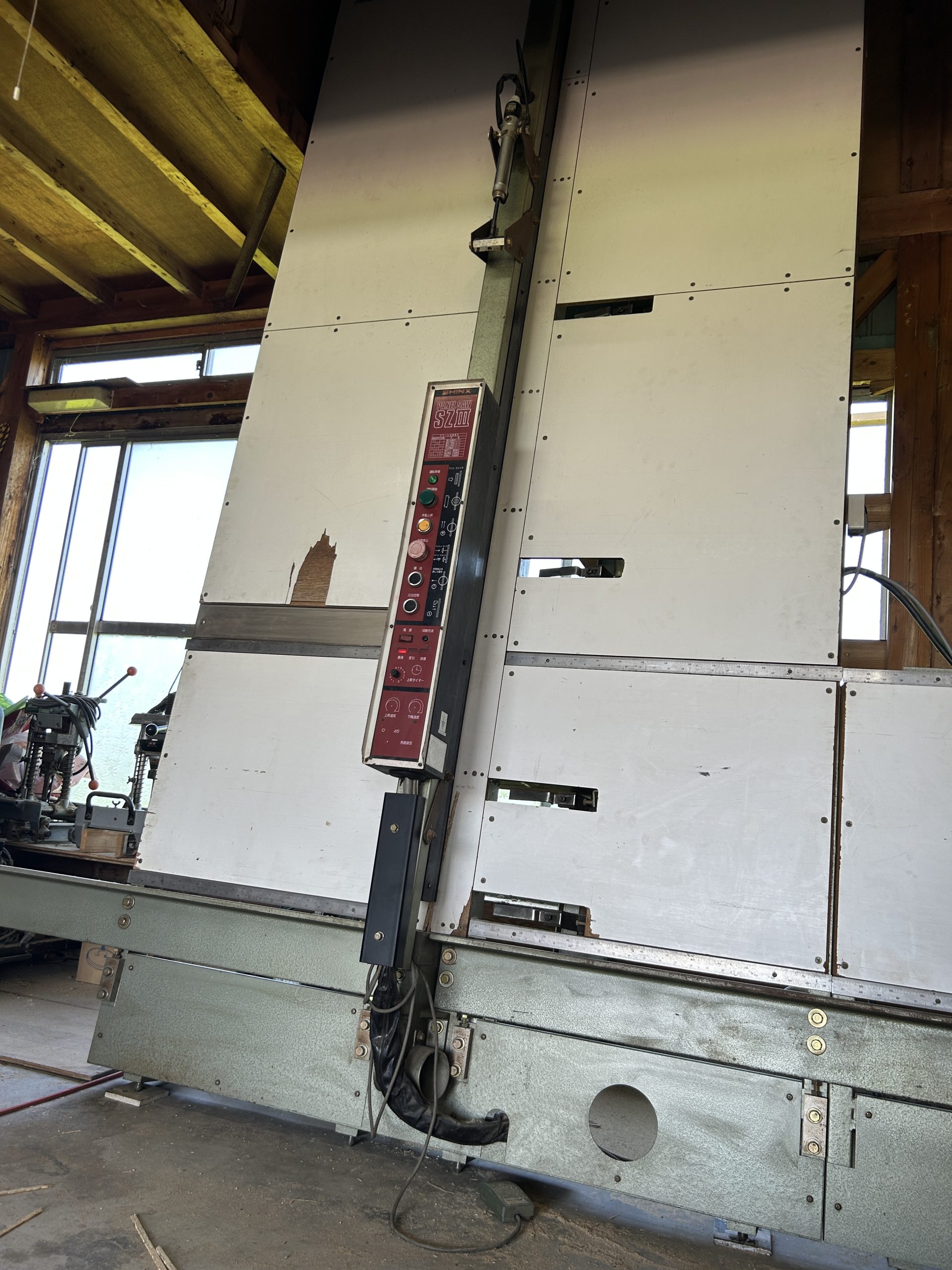 🌳パネルソーを納品しました🌳