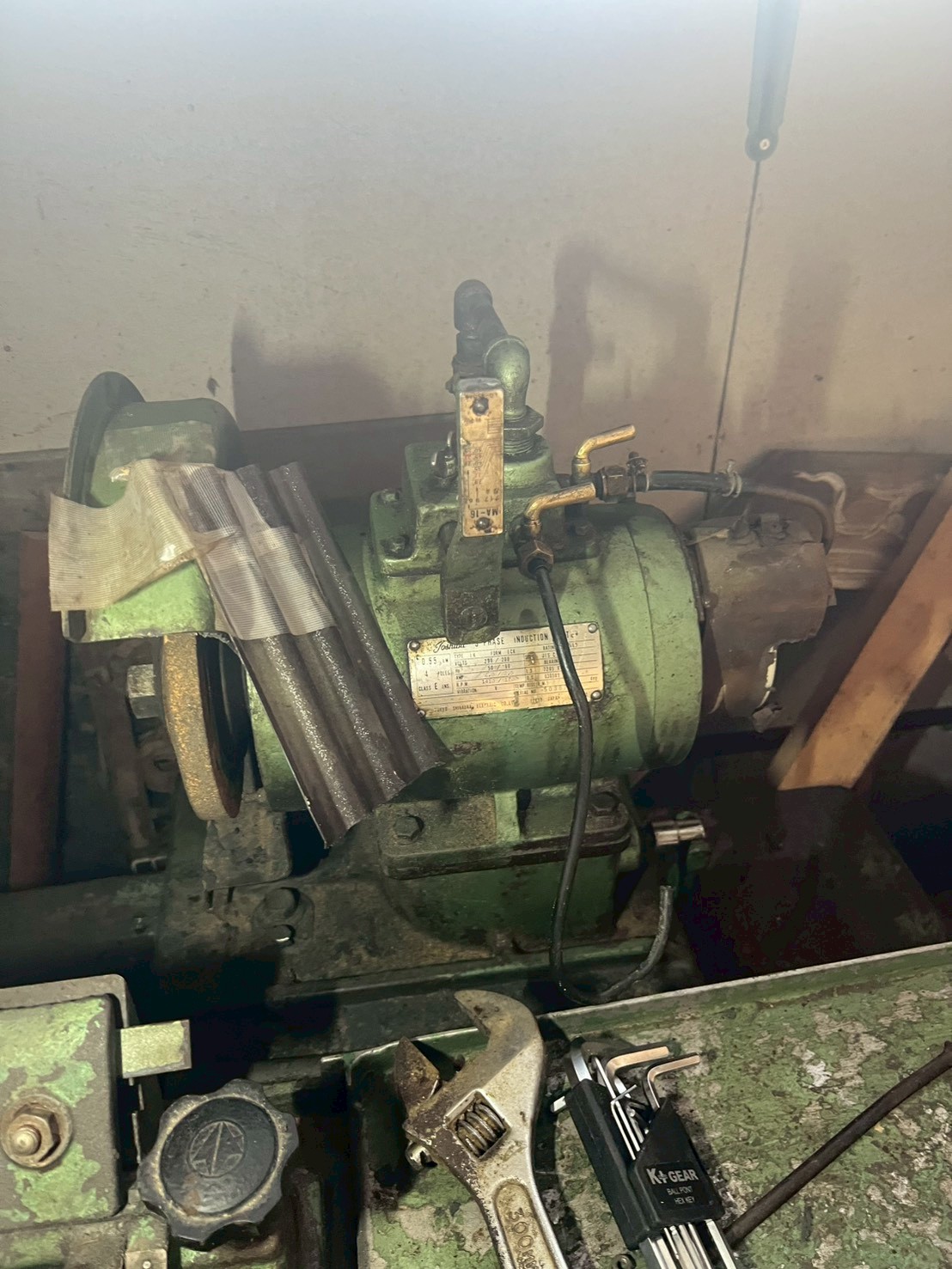 🔧研磨機の砥石を交換しました🔨