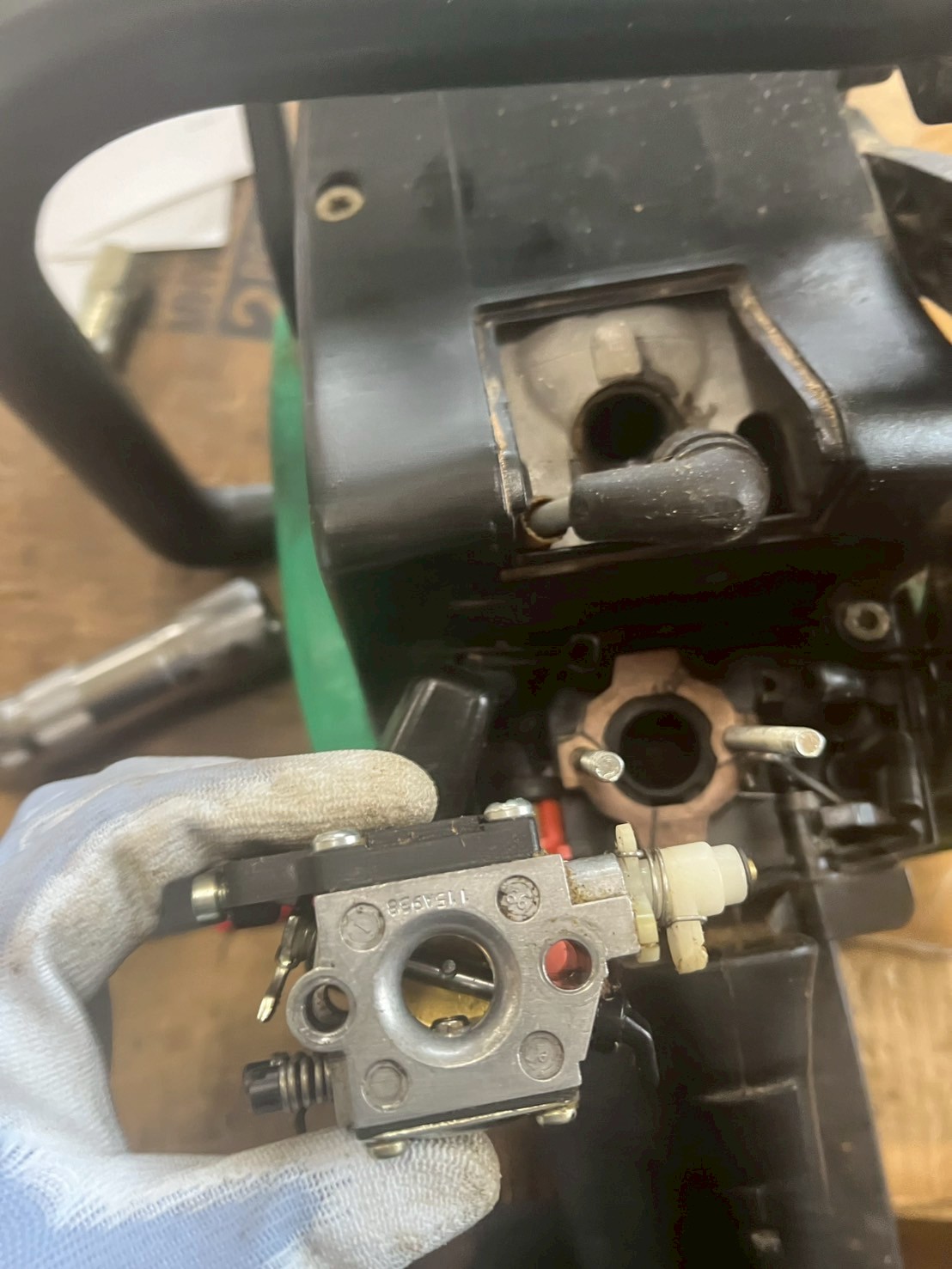 🔧チェンソーのプライマリーポンプを修理しました🔨