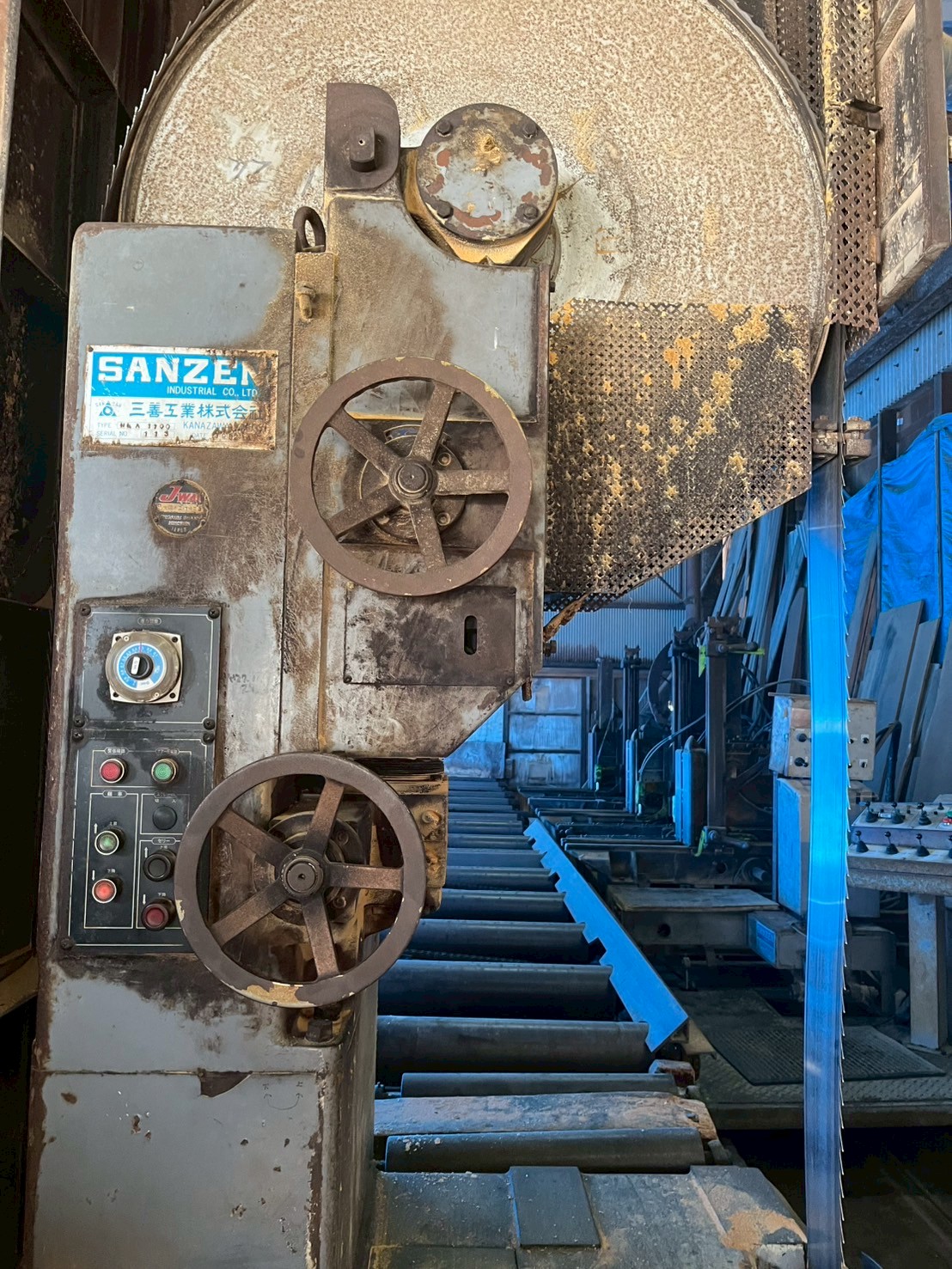 🔧バンドソーを修理しました🔨